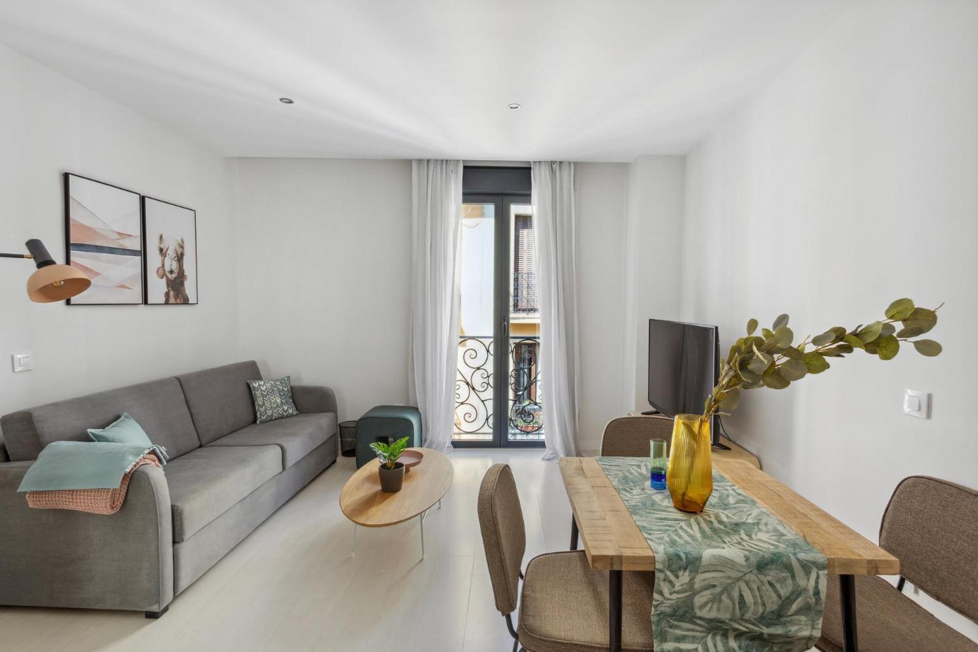 Limehome Madrid Calle De La Paloma Eksteriør bilde