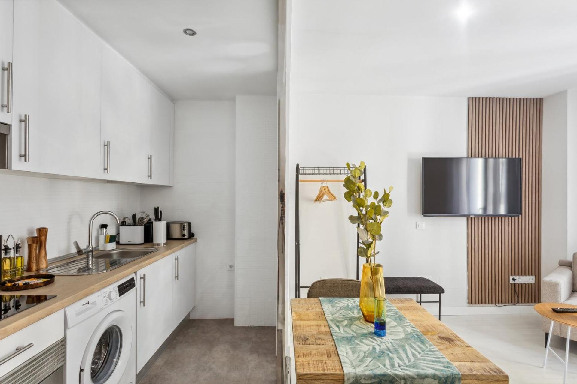 Limehome Madrid Calle De La Paloma Eksteriør bilde